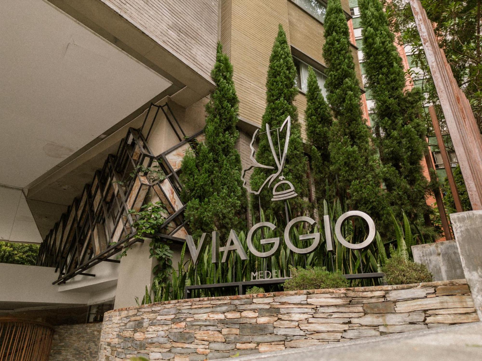 V Grand Hotel, A Member Of Radisson Individuals Medellin Exterior photo