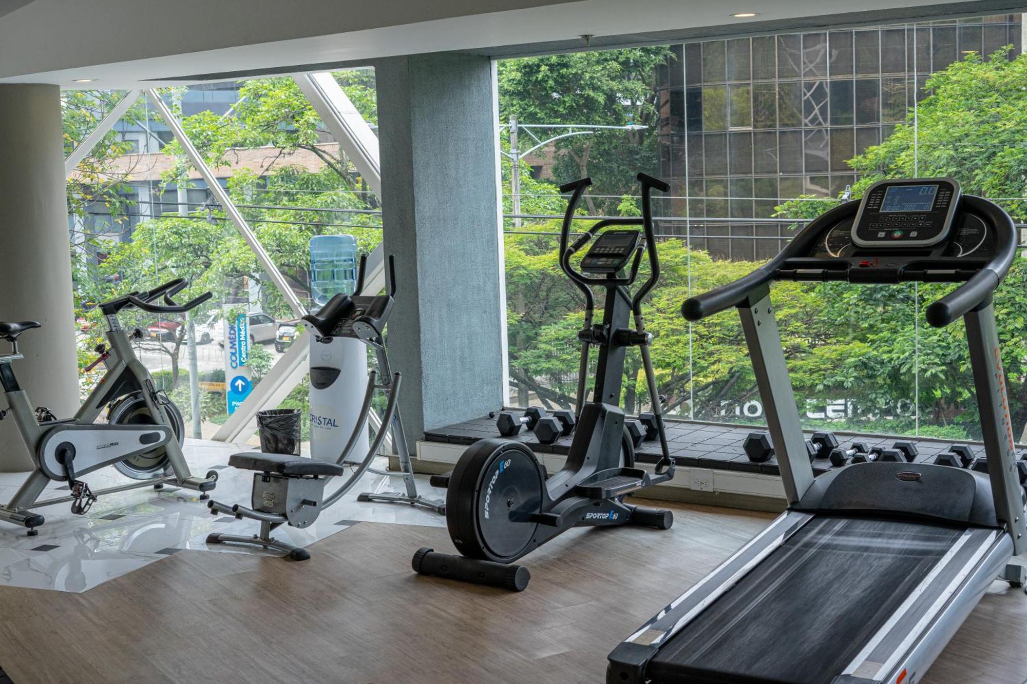 V Grand Hotel, A Member Of Radisson Individuals Medellin Exterior photo