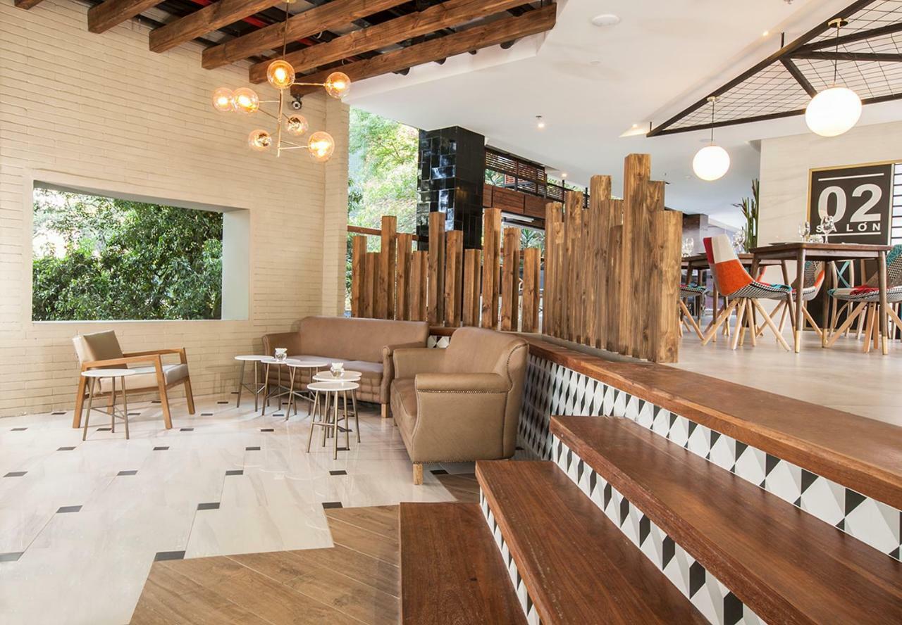 V Grand Hotel, A Member Of Radisson Individuals Medellin Exterior photo